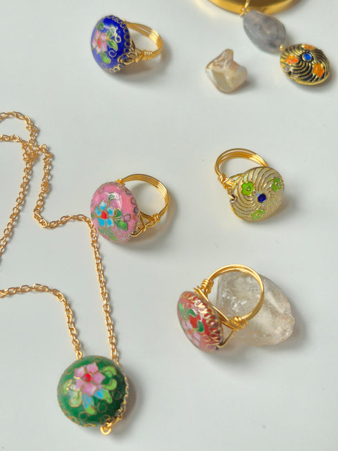 Oude Roze Vintage Bedelring